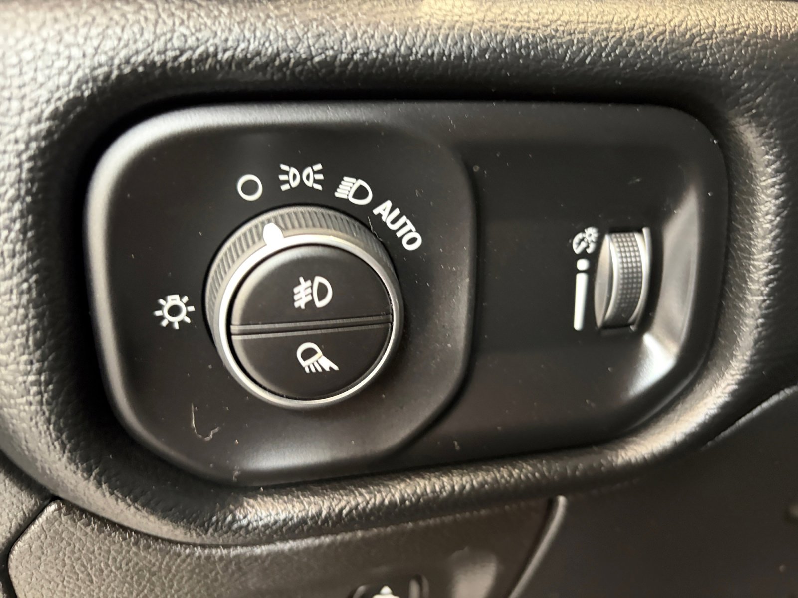 Used 2021 RAM 1500 Big Horn image 20