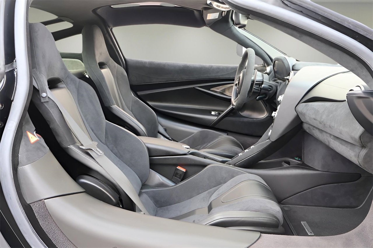 Used 2018 McLaren 720S Performance image 22
