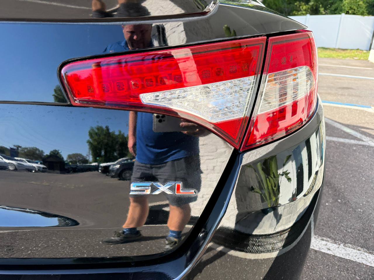 Used 2013 Kia Optima SX w/ Chrome Limited Pkg image 13