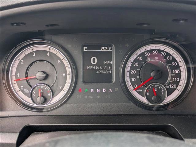Used 2024 RAM 1500 Classic Warlock AWD/4WD image 10