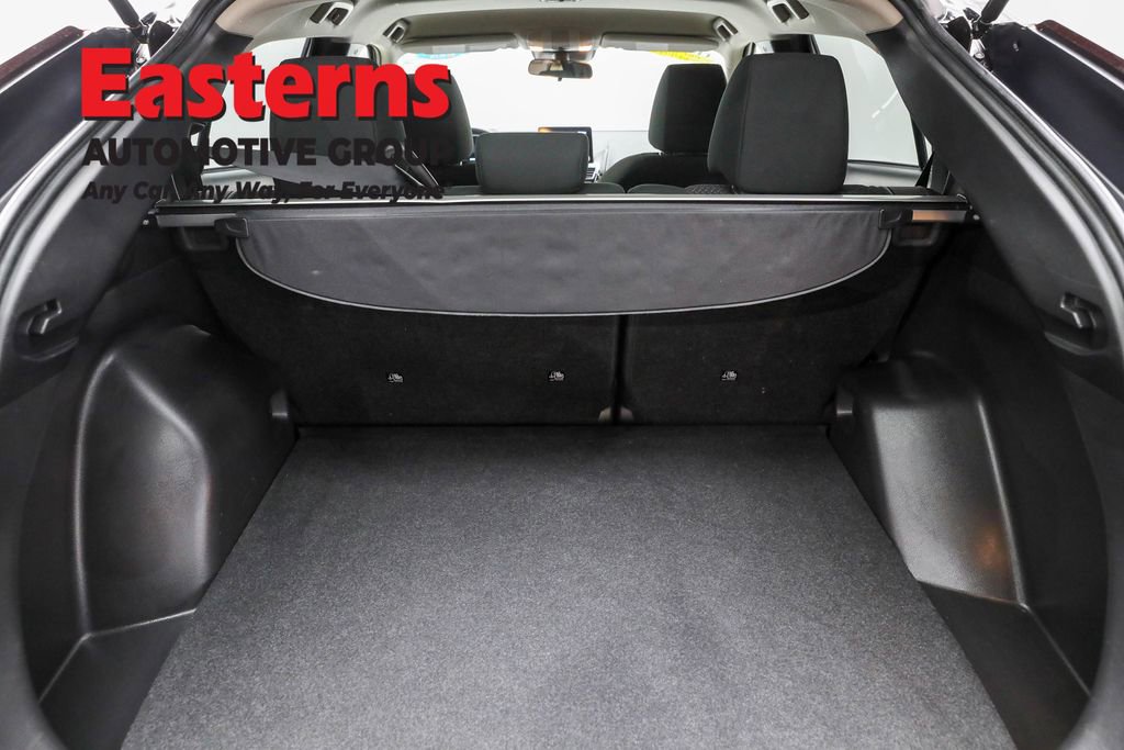 Used 2023 Mitsubishi Eclipse Cross LE image 9