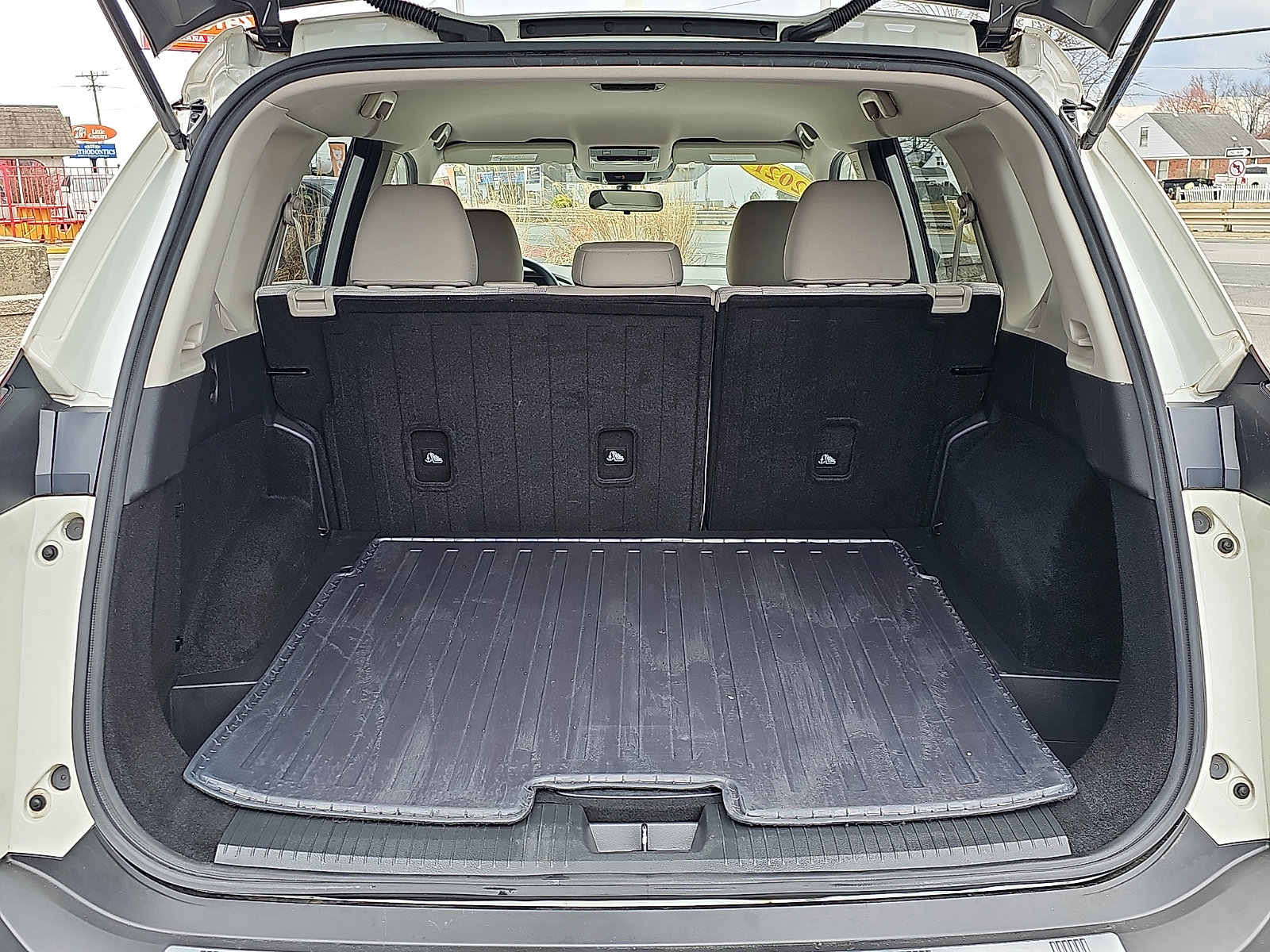Used 2021 Nissan Rogue SV image 28