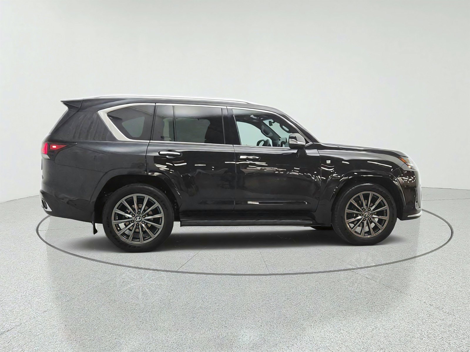 Used 2025 Lexus LX 700h F Sport AWD/4WD image 4