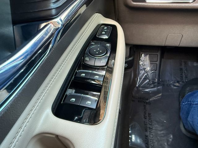 Used 2022 Lincoln Corsair AWD w/ Premium Package image 17