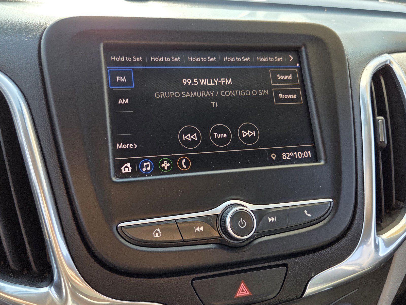 Used 2020 Chevrolet Equinox LS FWD image 24