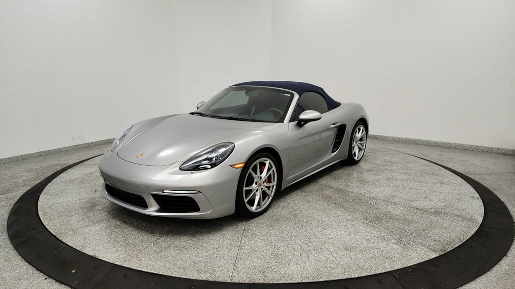Used 2017 Porsche 718 Boxster S RWD image 9