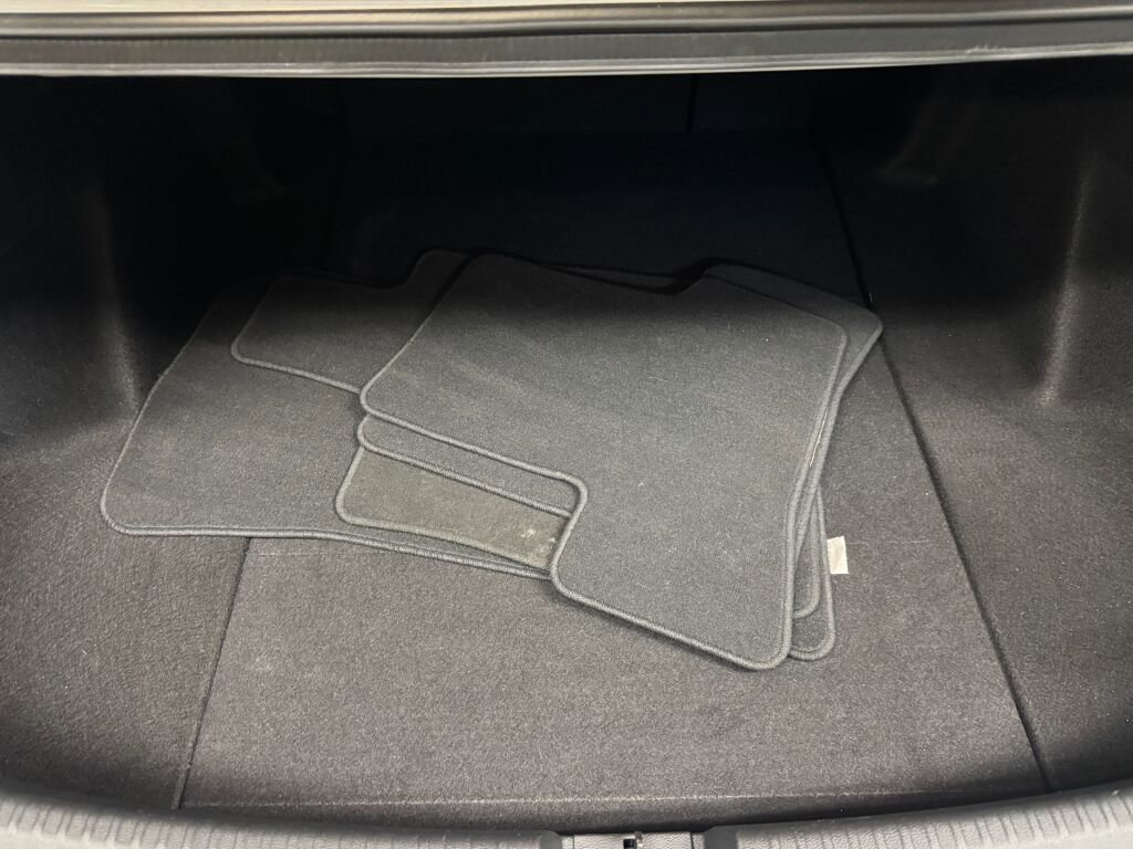 Certified 2022 Acura TLX w/ Technology Package image 35