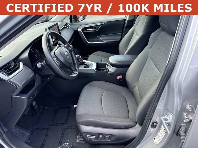 Used 2023 Toyota RAV4 XLE AWD/4WD image 14