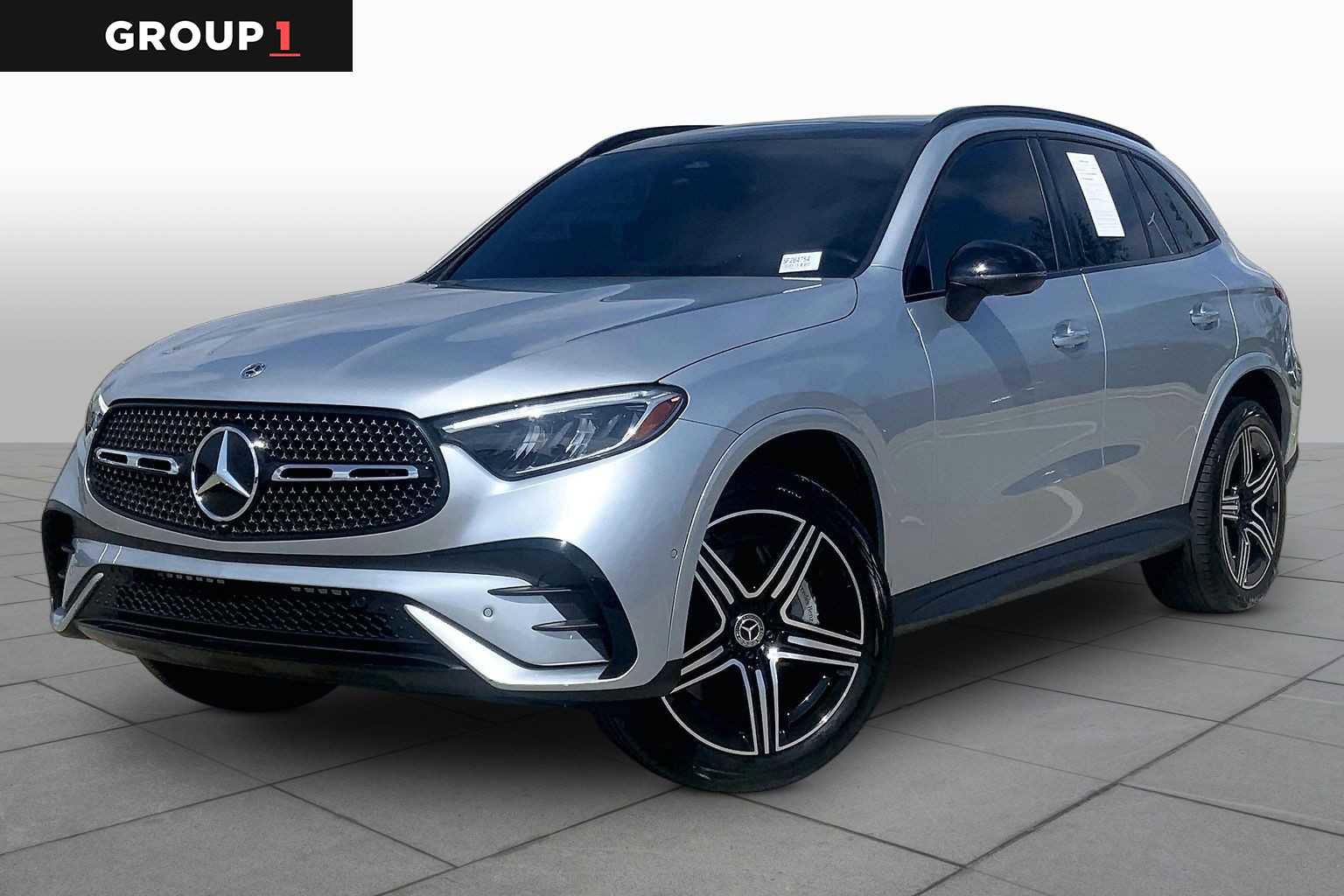 Used 2025 Mercedes-Benz GLC 300 image 1