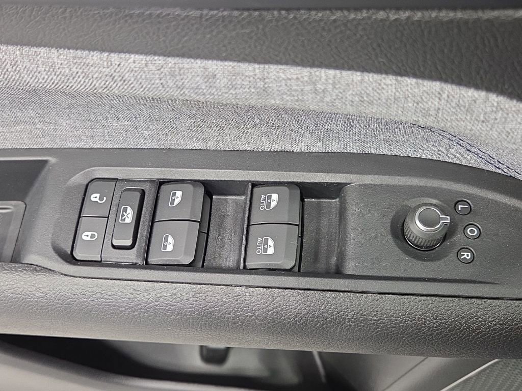 Used 2022 Jeep Compass Latitude w/ Convenience Group image 29