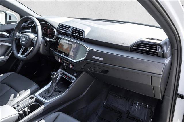 Certified 2024 Audi Q3 2.0T Premium Plus AWD/4WD image 24