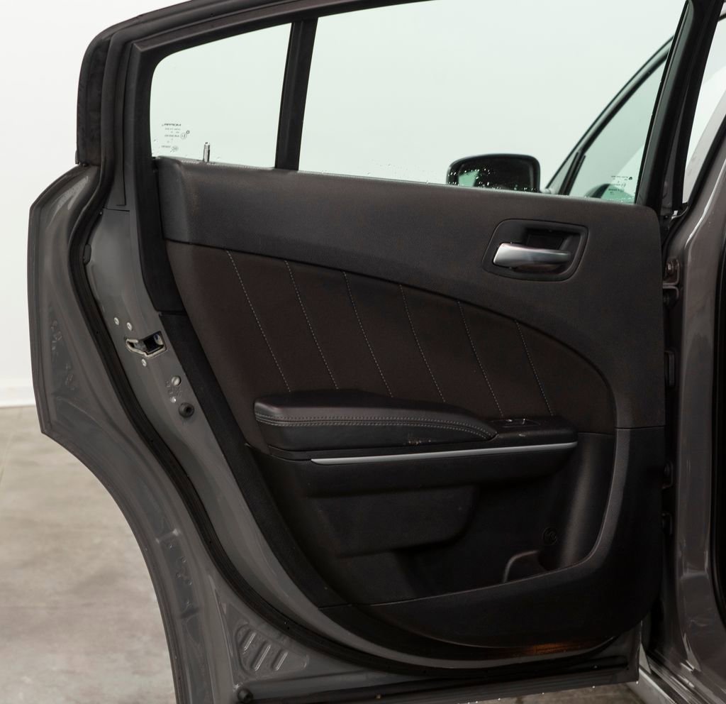 Used 2023 Dodge Charger SXT image 8