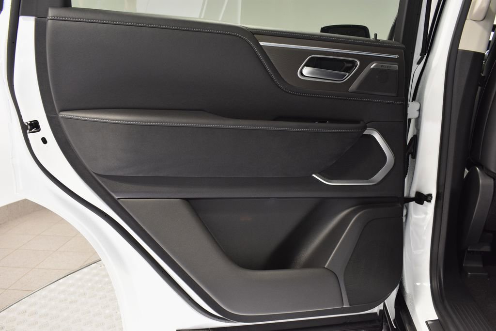 New 2026 INFINITI QX80 Luxe w/ Cargo Package image 28