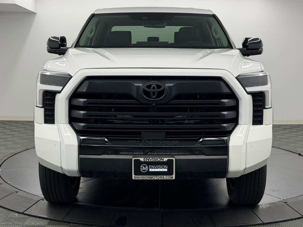 Used 2024 Toyota Tundra Limited AWD/4WD image 6