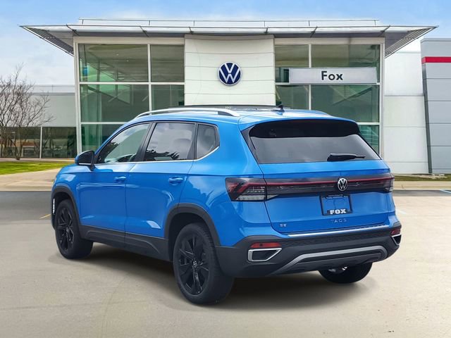 New 2025 Volkswagen Taos SE image 3