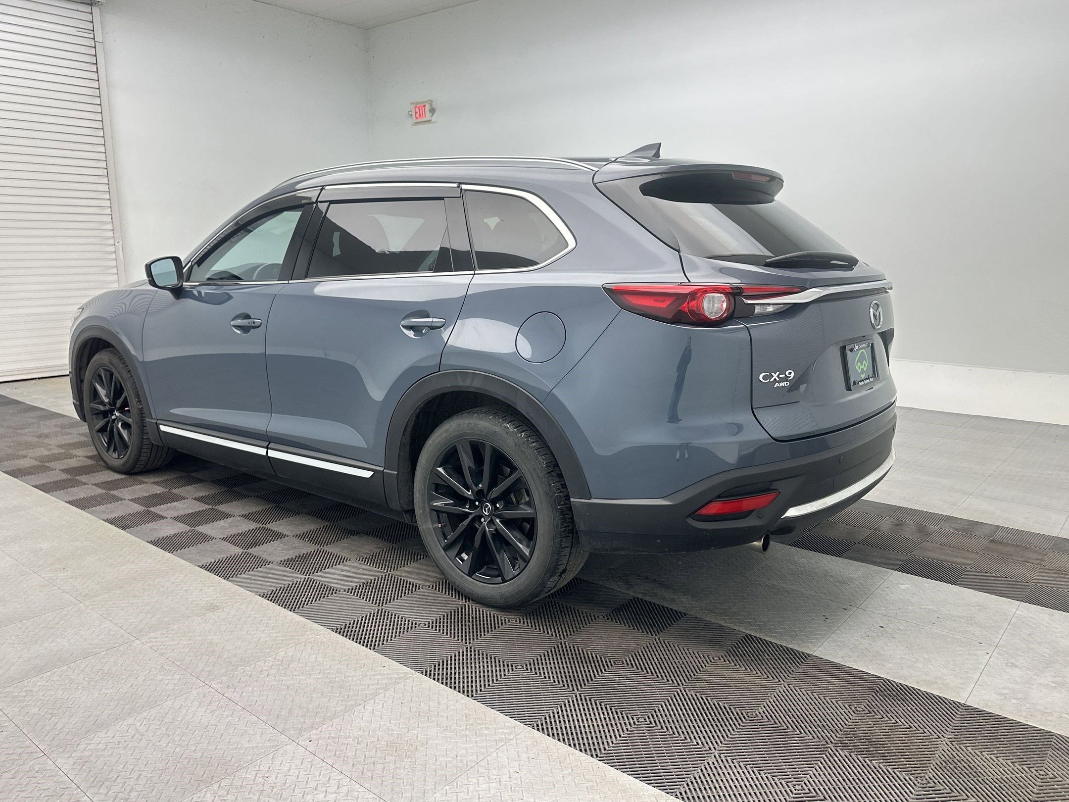 Used 2023 MAZDA CX-9 Carbon Edition image 3