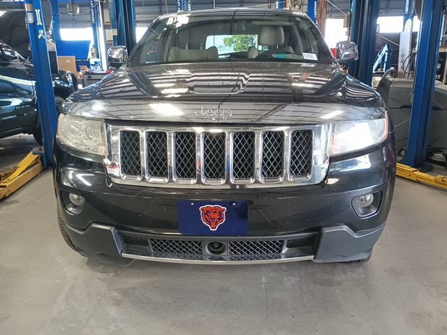 Used 2012 Jeep Grand Cherokee Overland AWD/4WD image 4