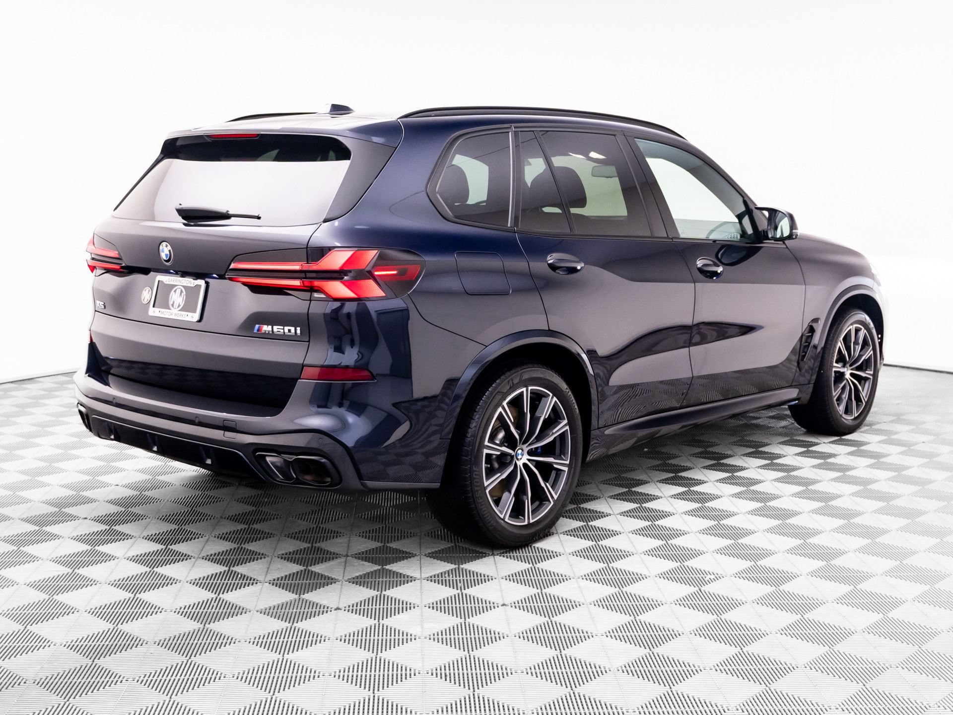 Used 2024 BMW X5 M60i AWD/4WD image 5