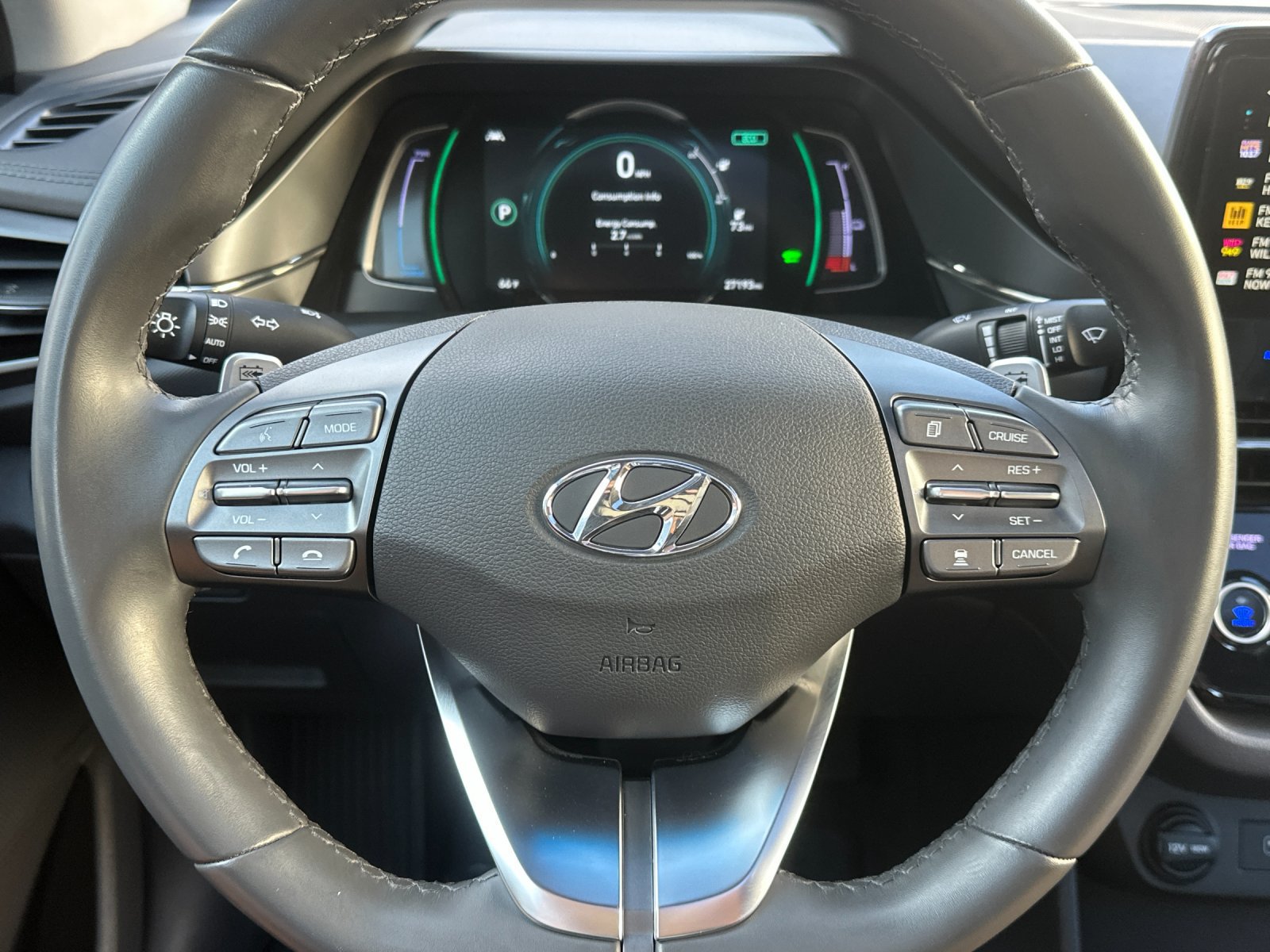 Used 2020 Hyundai Ioniq Limited FWD image 24
