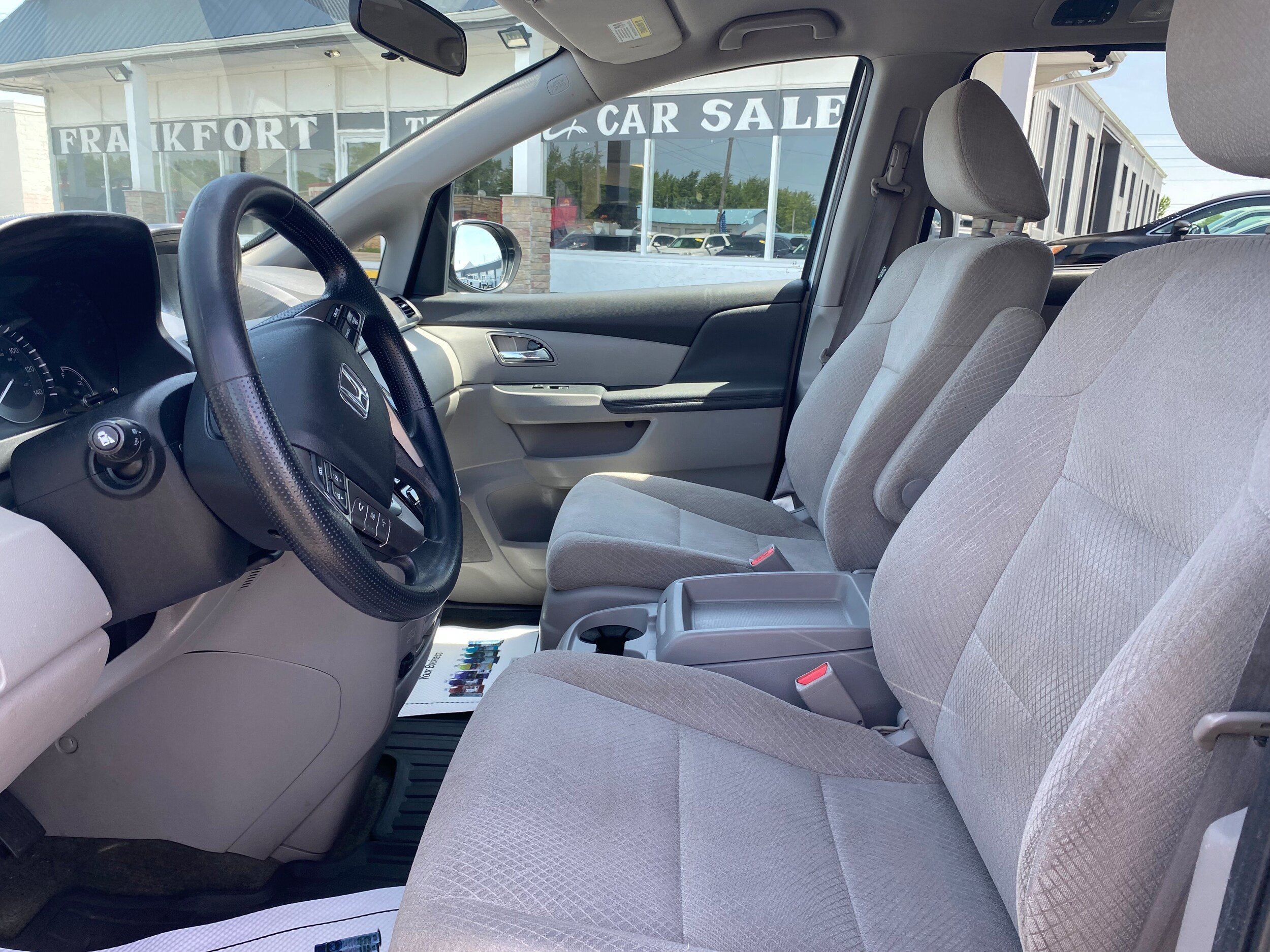 Used 2016 Honda Odyssey SE image 10
