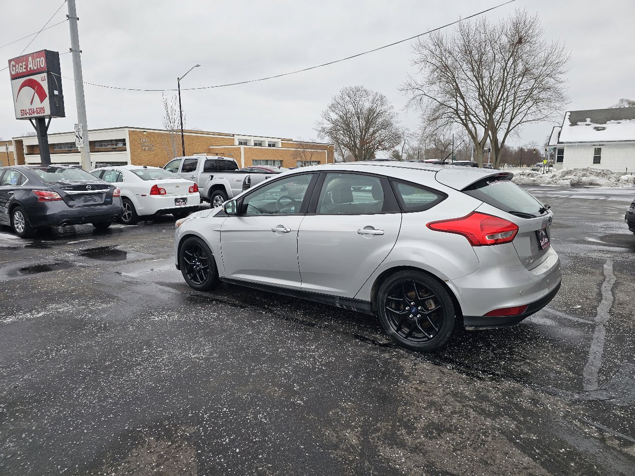 Used 2016 Ford Focus SE w/ Equipment Group 201A image 5