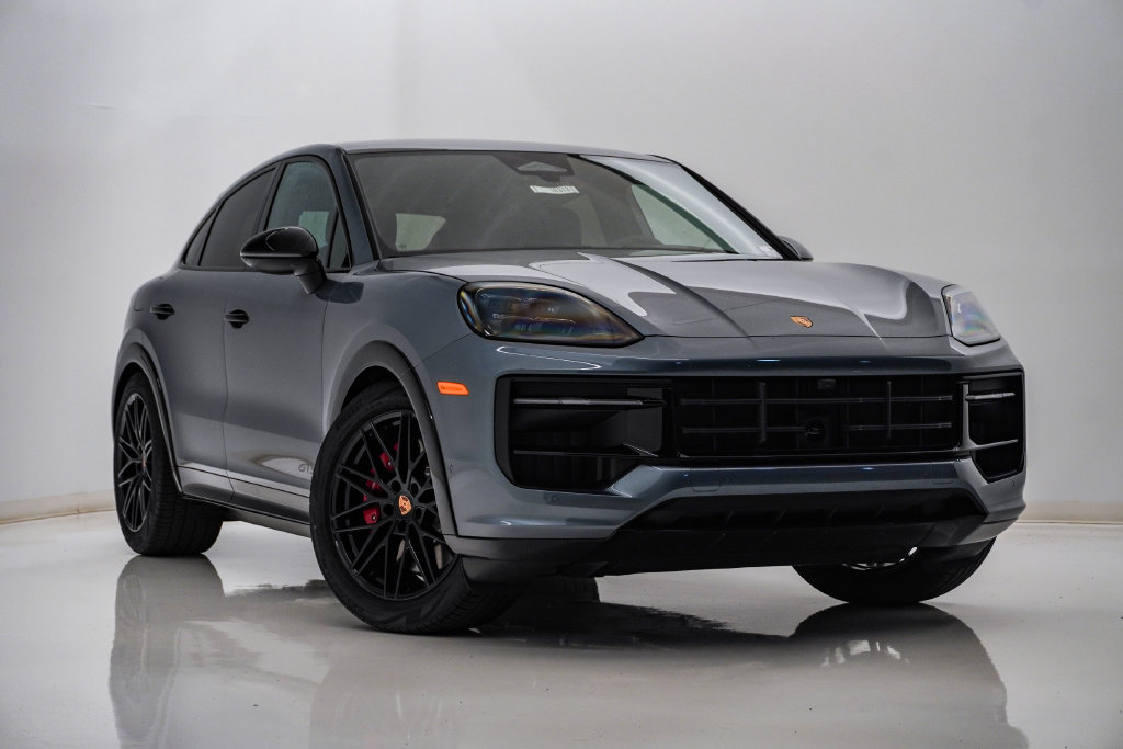 New 2026 Porsche Cayenne GTS AWD/4WD image 8
