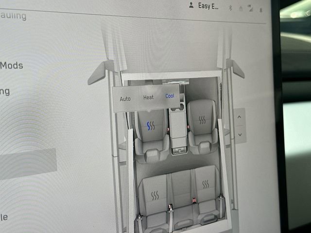 Used 2024 Tesla Cybertruck Cyberbeast AWD/4WD image 38