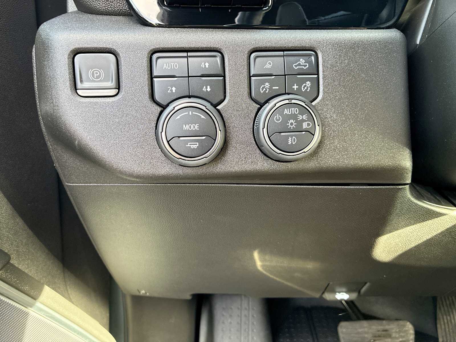 Certified 2023 Chevrolet Silverado 1500 High Country w/ High Country Premium Package image 18