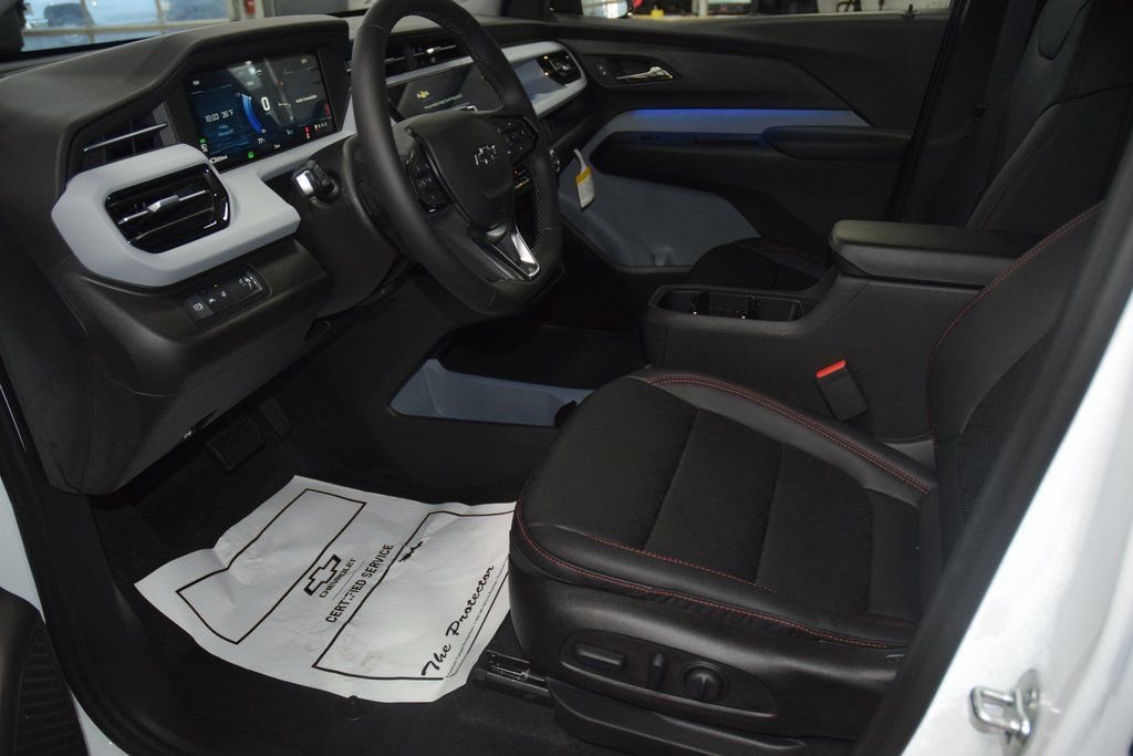 New 2027 Chevrolet Bolt RS FWD image 36