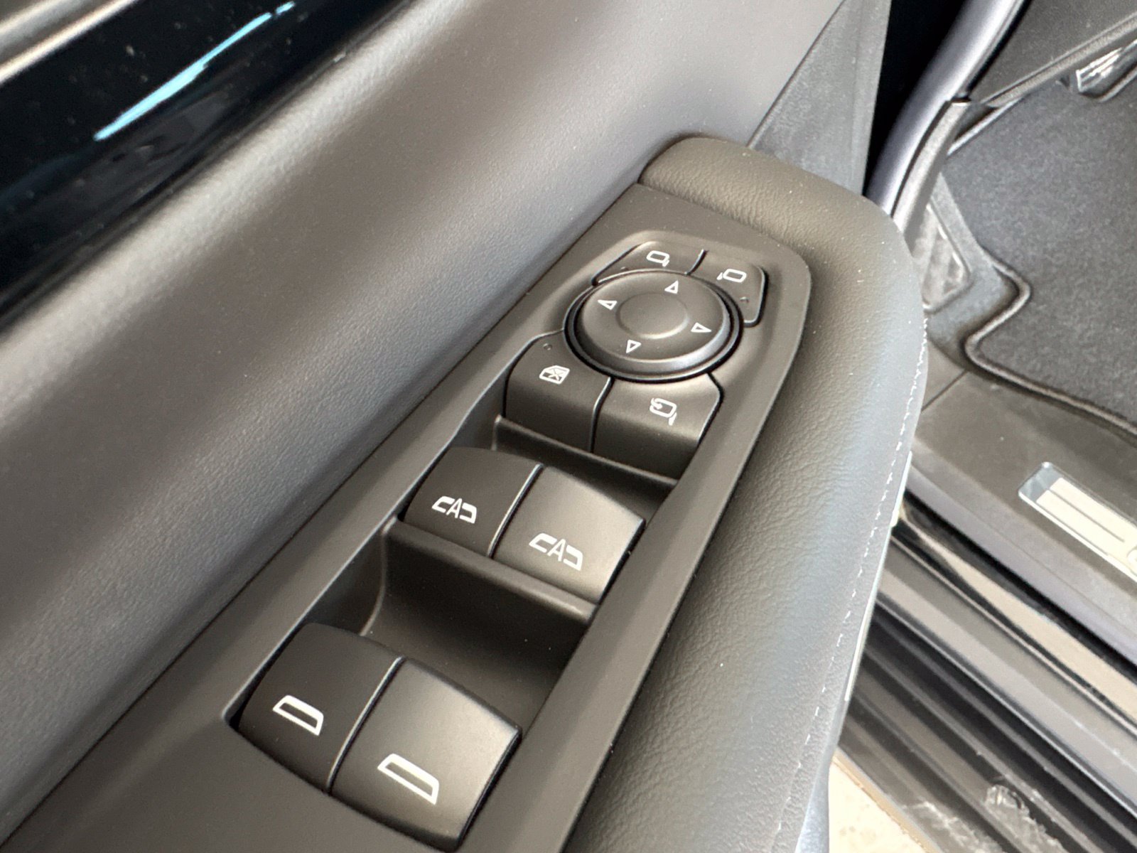 New 2027 Chevrolet Tahoe LT w/ Comfort Package RWD image 12