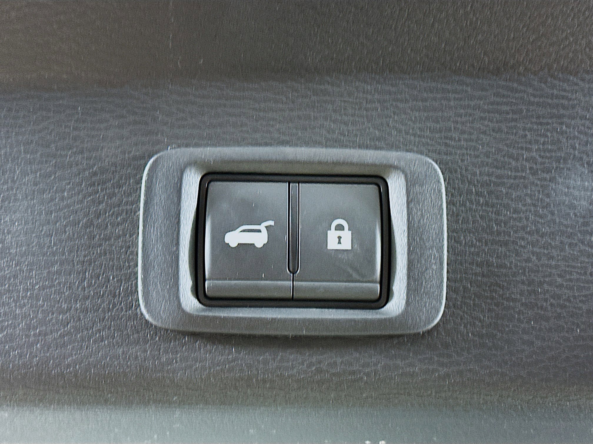 Used 2024 Mitsubishi Outlander SEL image 29