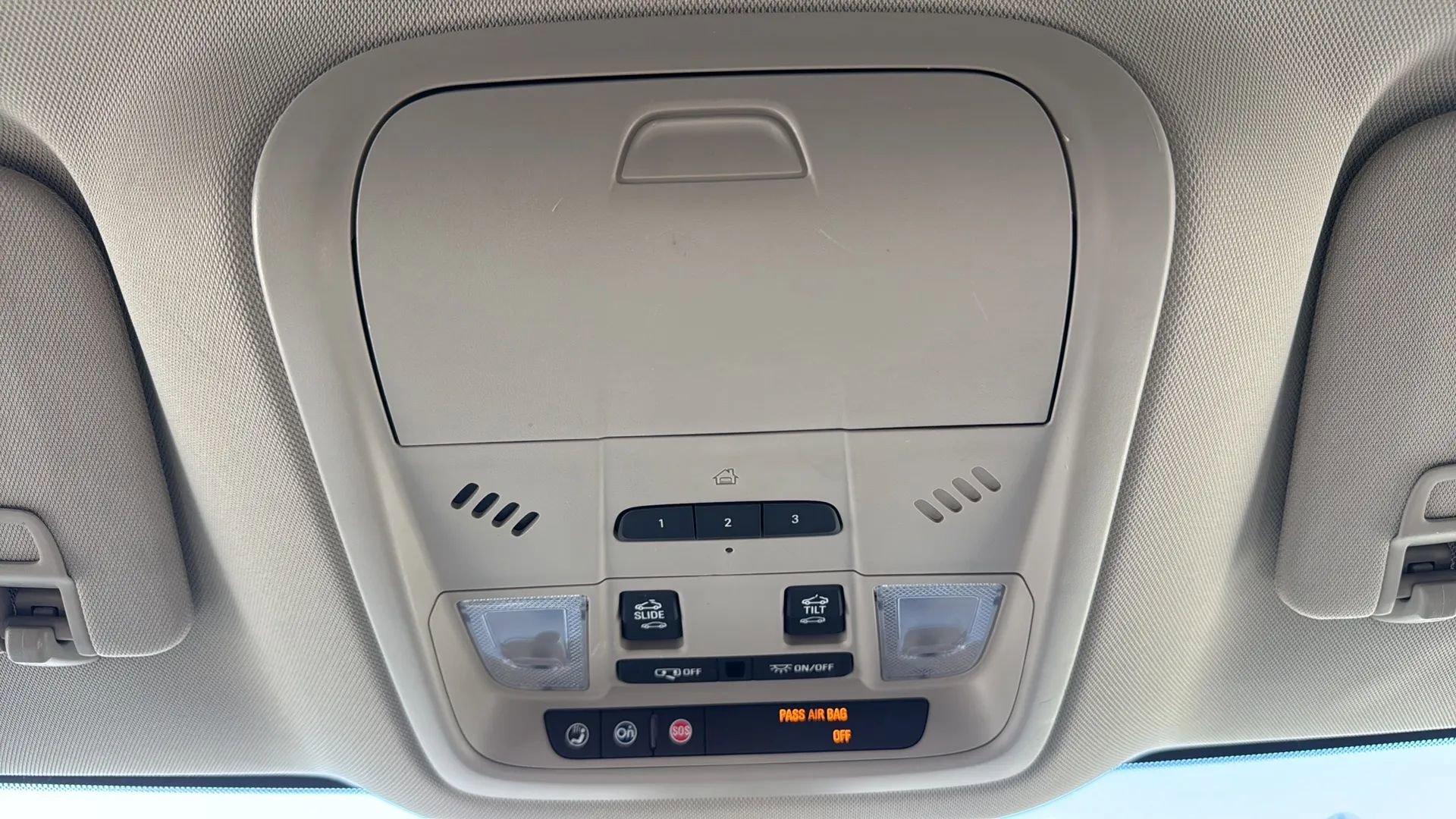 Used 2019 Buick Enclave Essence image 20