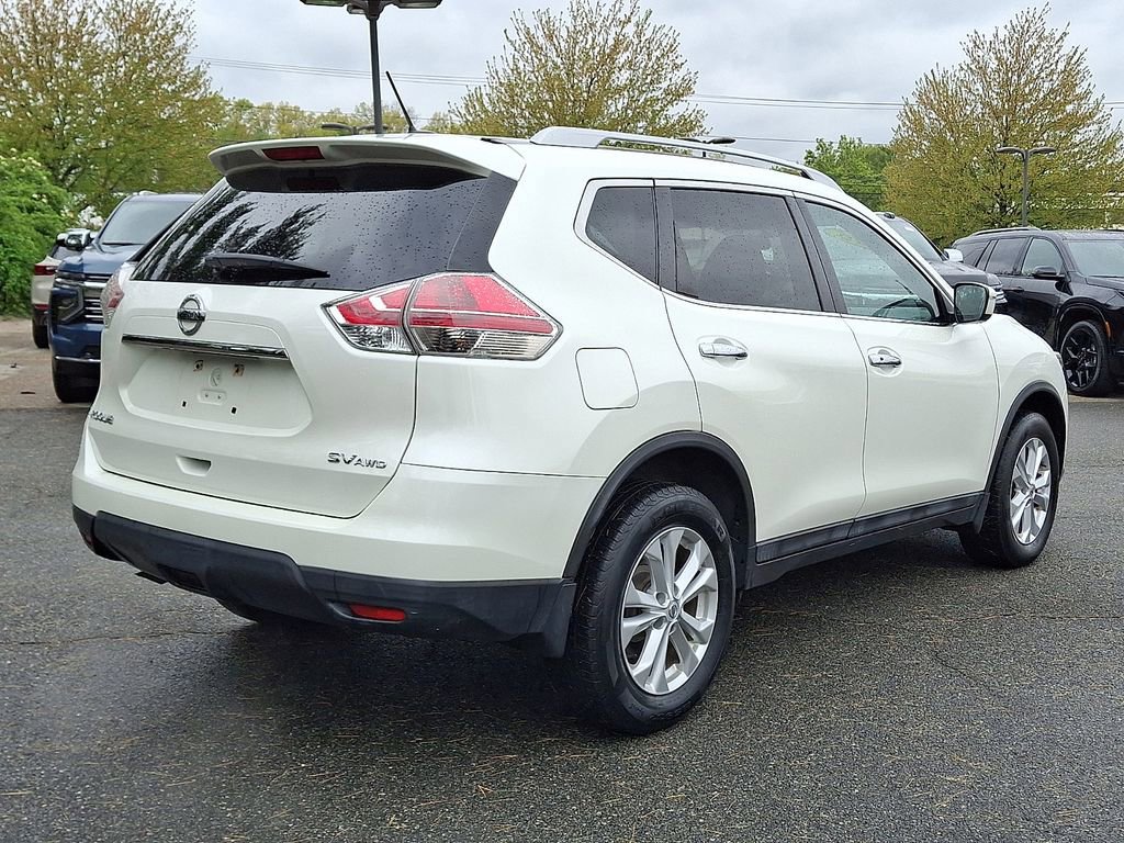 Used 2016 Nissan Rogue SV AWD/4WD image 6