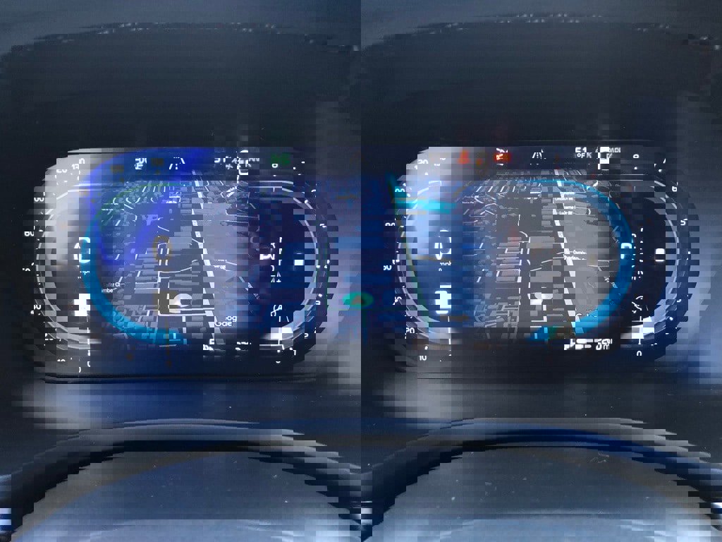 Used 2025 Volvo V60 B5 Cross Country Plus image 20