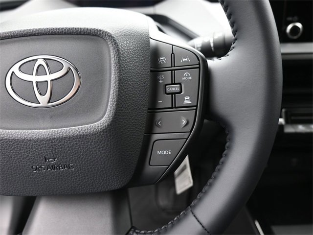 New 2026 Toyota Prius LE image 2