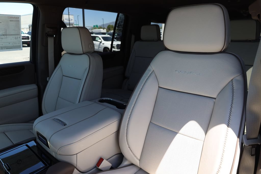 New 2026 GMC Yukon XL Denali AWD/4WD image 17