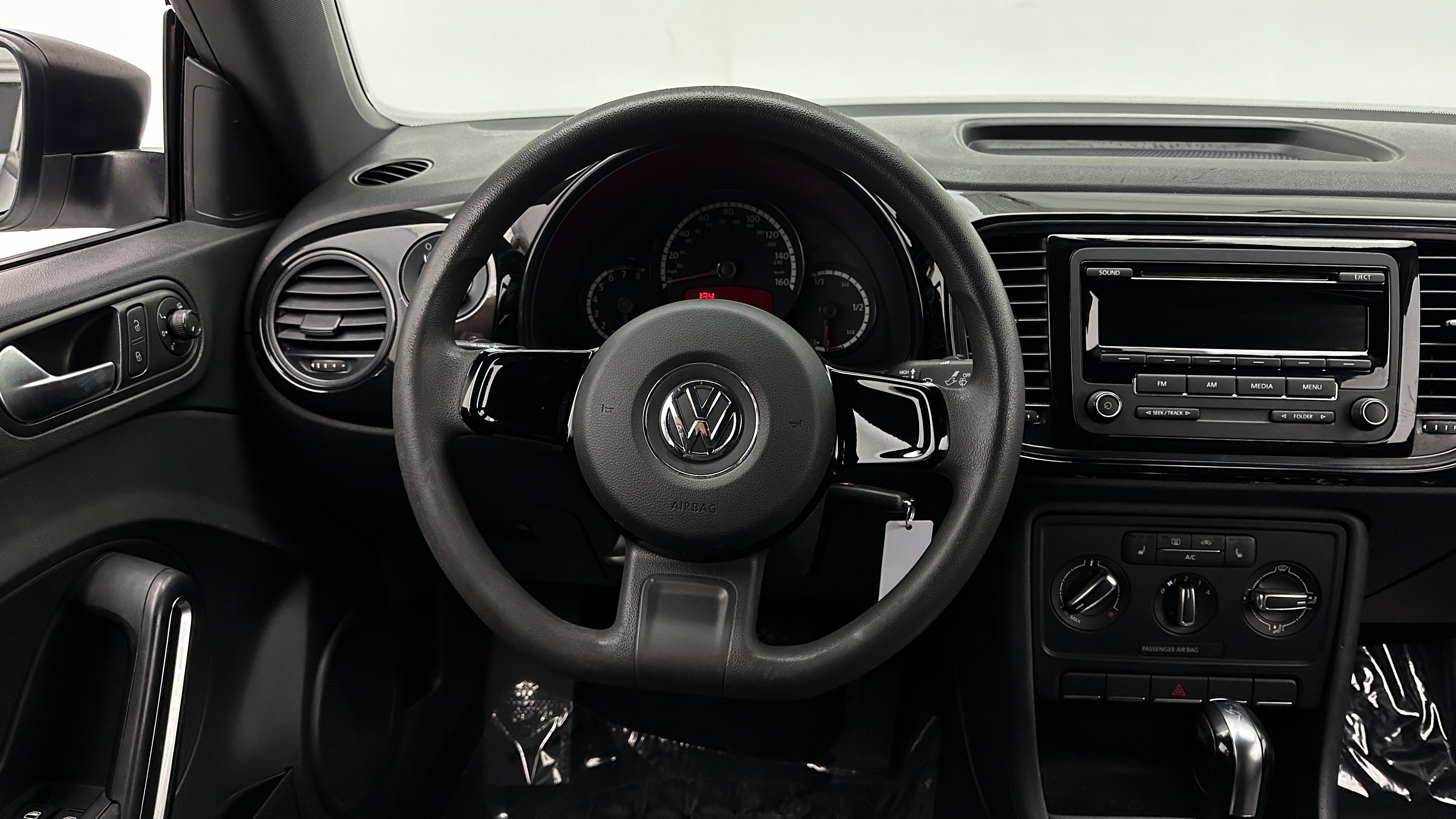 Used 2015 Volkswagen Beetle 1.8T image 18