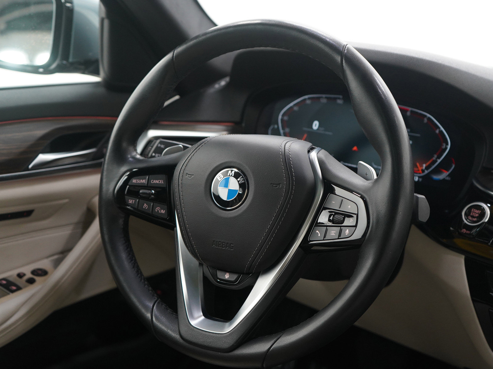 Used 2021 BMW 530i xDrive w/ Convenience Package image 13