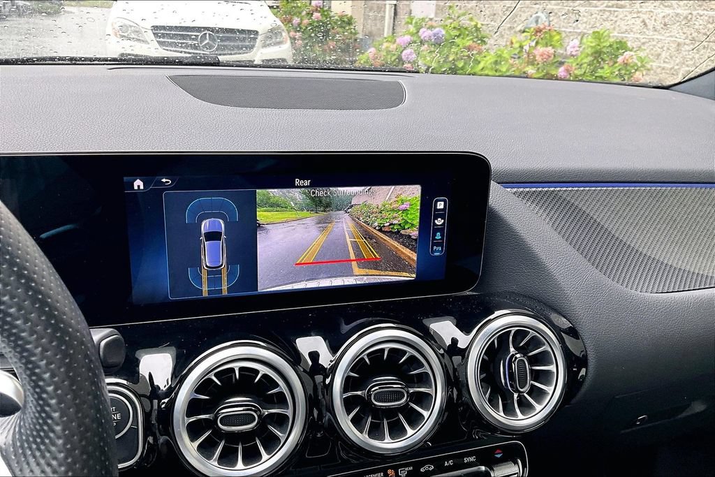 Certified 2025 Mercedes-Benz GLA 35 AMG 4MATIC image 23