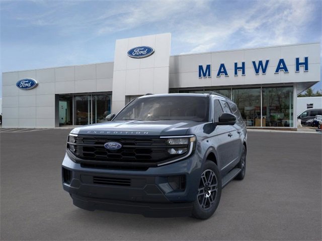 New 2025 Ford Expedition Max Active image 2