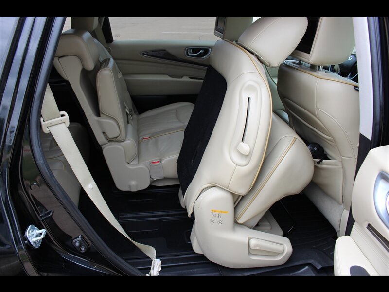 Used 2015 INFINITI QX60 Luxe w/ Premium Plus Package AWD/4WD image 40