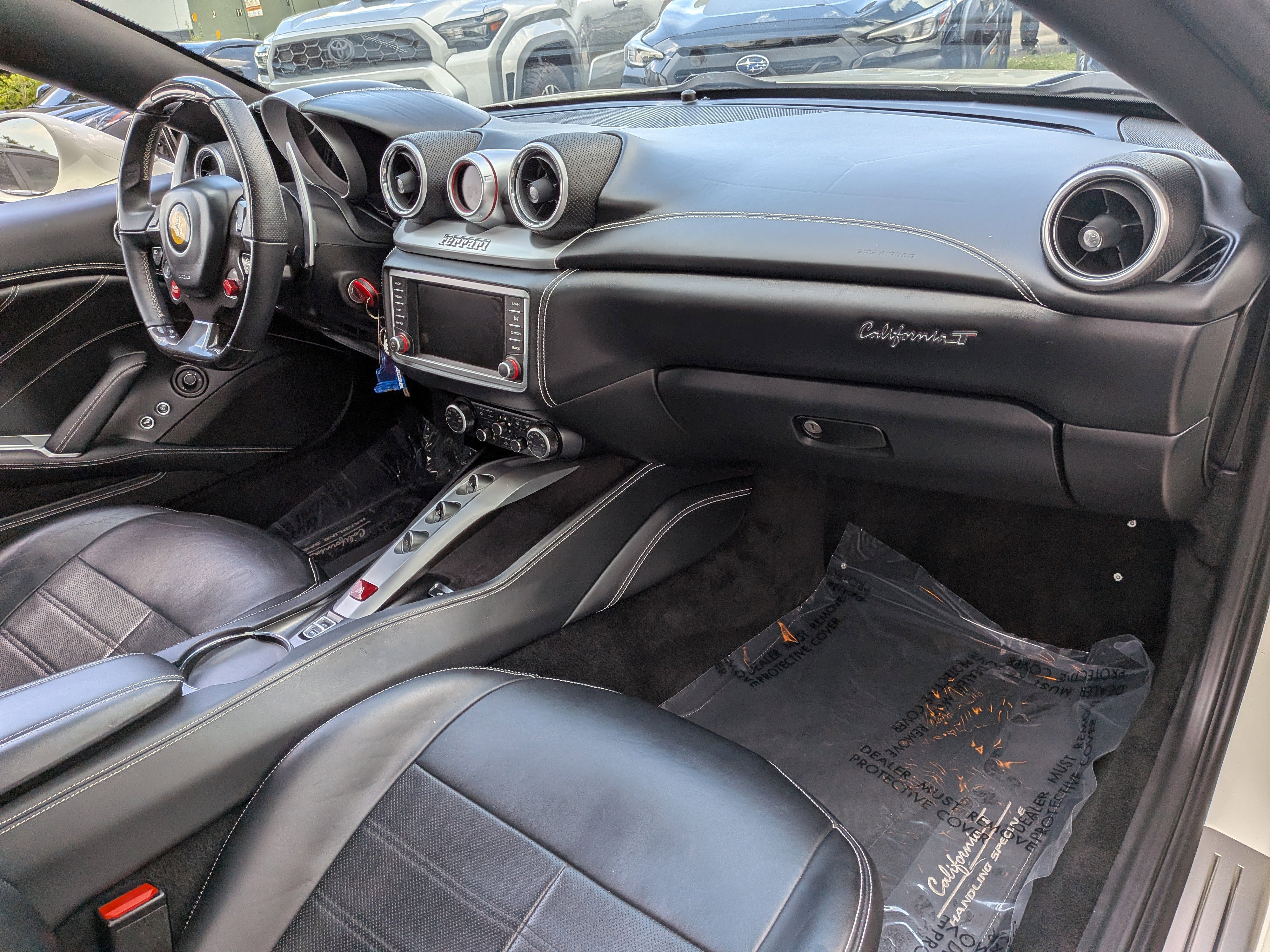 Used 2017 Ferrari California T image 19