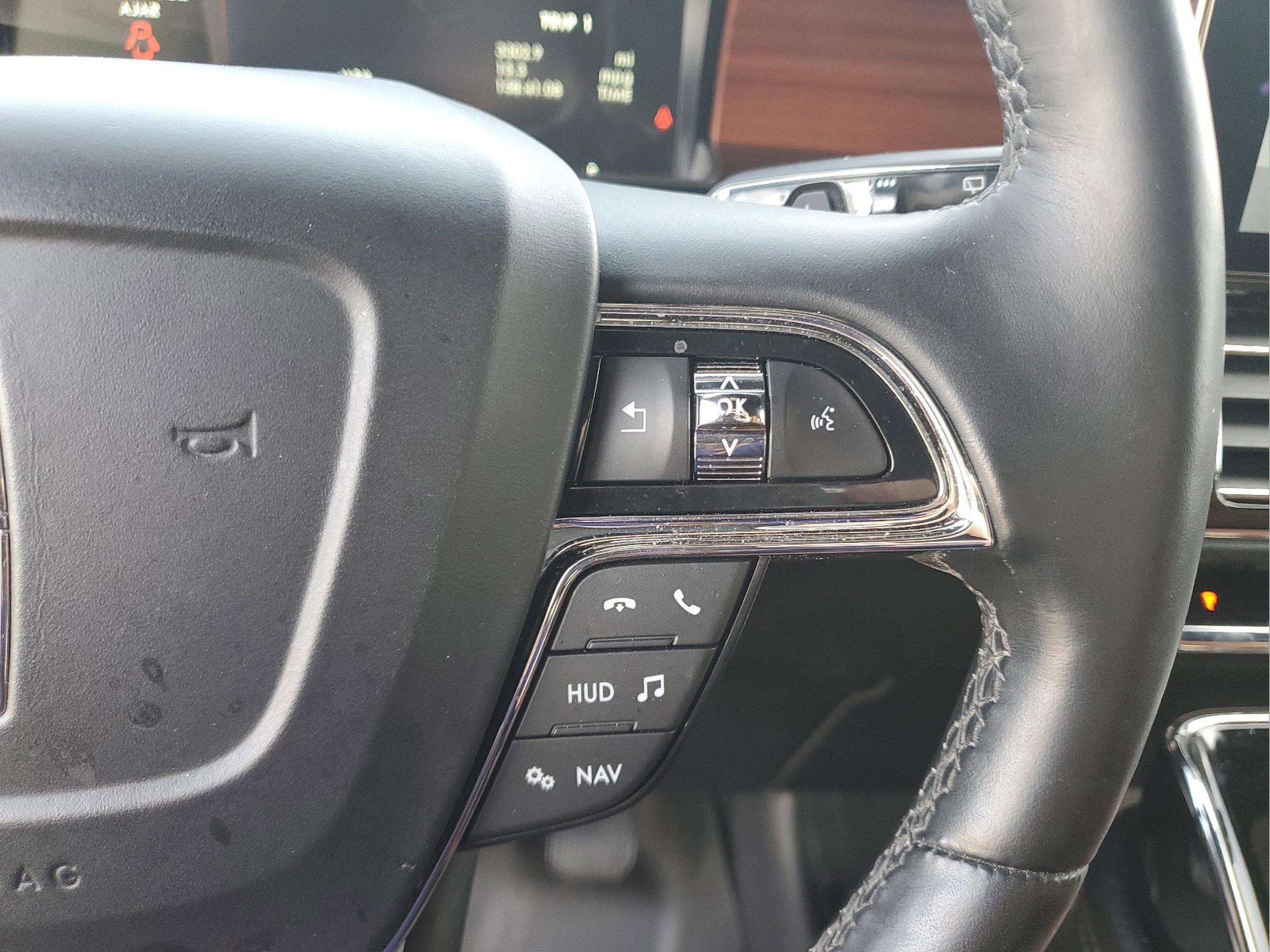 Used 2020 Lincoln Navigator Reserve w/ Luxury Package AWD/4WD image 24
