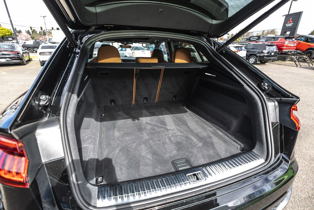 Used 2023 Audi RS Q8 image 35