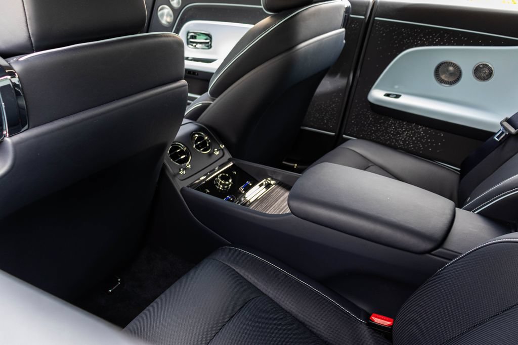 Used 2025 Rolls-Royce Spectre w/ Leather Finishing Pack AWD/4WD image 35