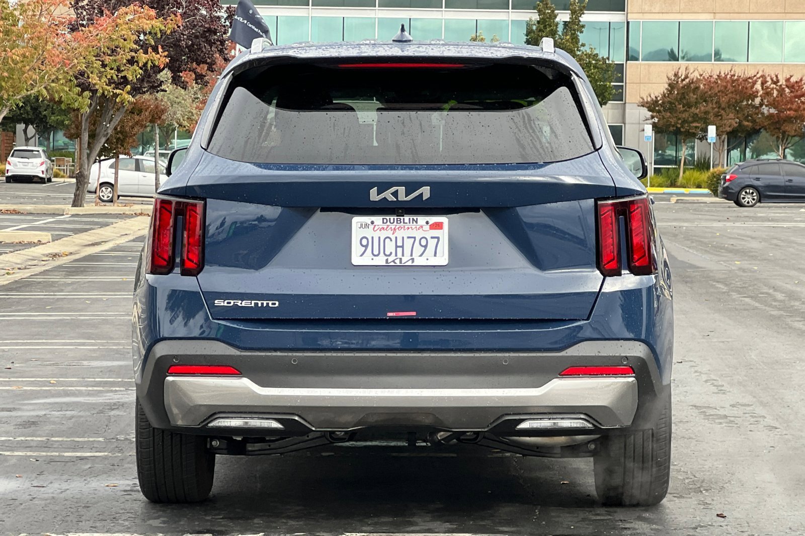 Certified 2025 Kia Sorento S image 5