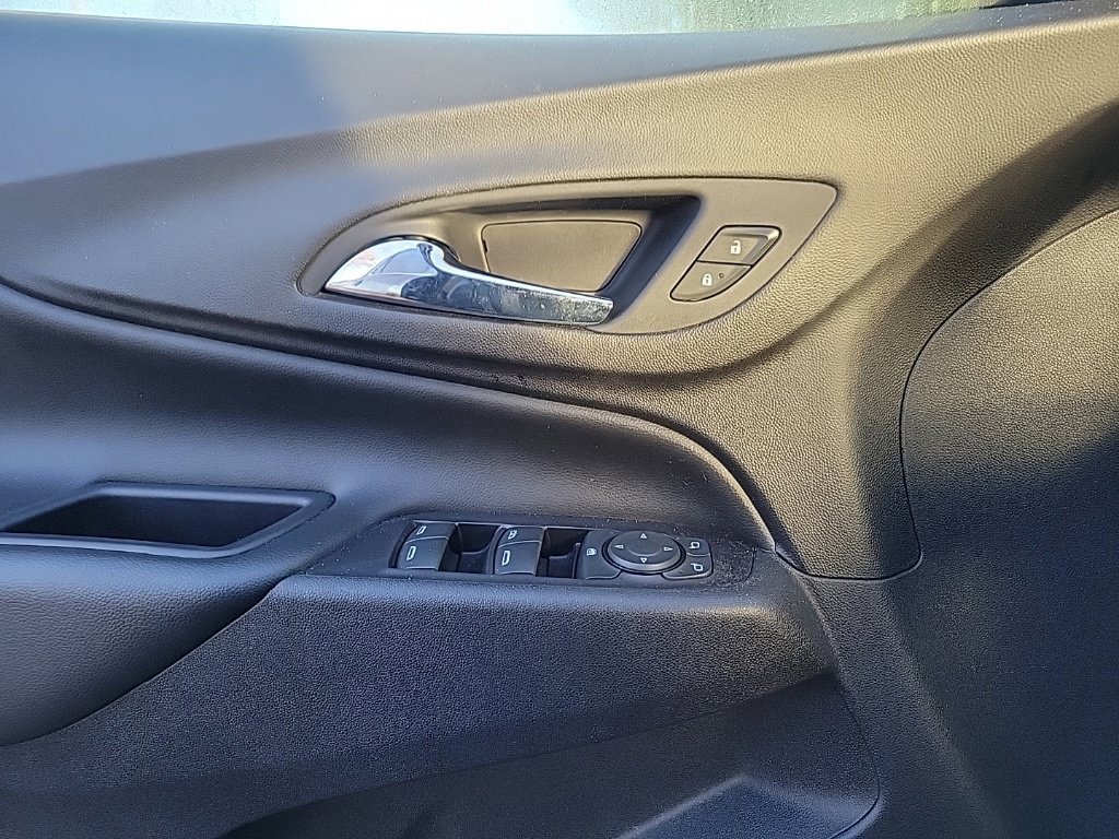 Used 2020 Chevrolet Equinox LT AWD/4WD image 11