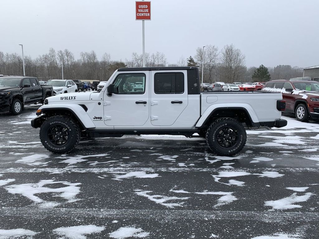 New 2026 Jeep Gladiator Sport AWD/4WD image 5