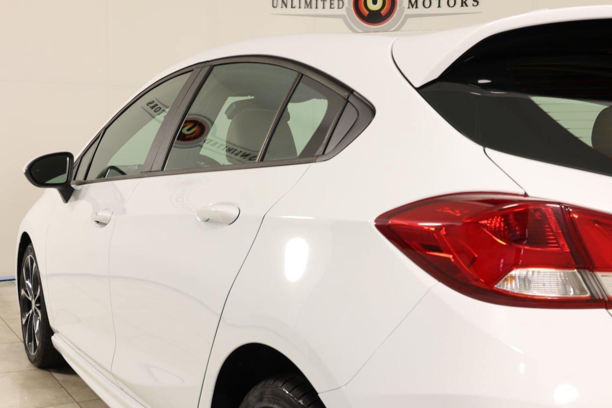 Used 2019 Chevrolet Cruze Premier w/ Sun And Sound Package FWD image 45