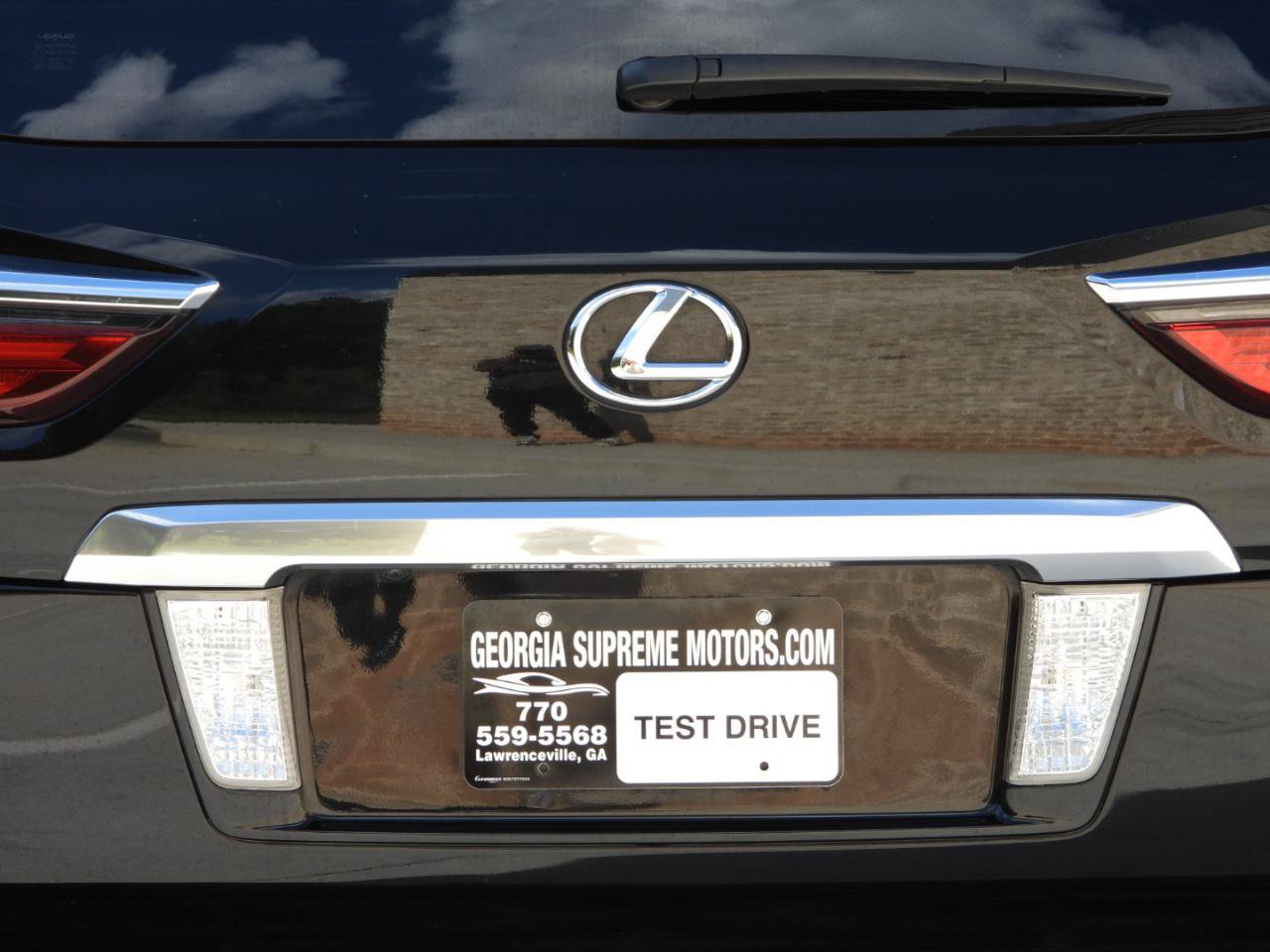 Used 2016 Lexus LX 570 4WD w/ 3rd Row & Luxury Pkg image 42